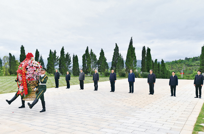 习近平党的巨大精神永久是党和国家的珍贵精神财富