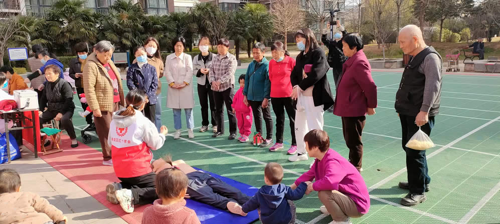 洛阳市红十字会“学雷锋”志愿服务活动精彩纷呈