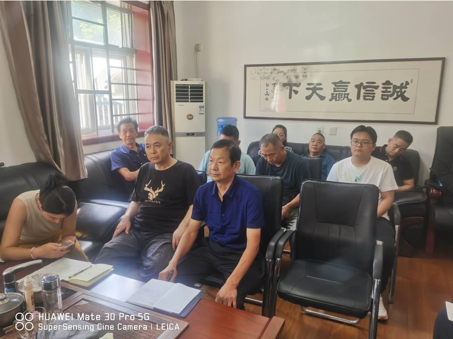 河南省维权中心领导莅临洛阳法律研究会