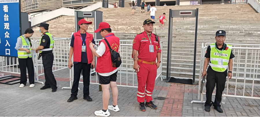 洛阳市红十字会 “世界急救日”广场活动